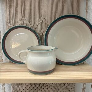 Vintage Pfaltzgraff Juniper stoneware pitcher w/ under plate & dinner plate